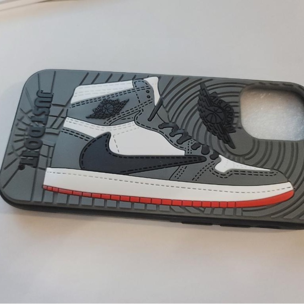 Iphone 12 phone case